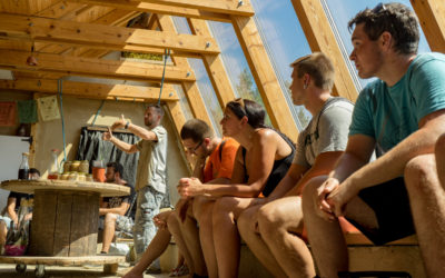 TIP KAM VYRAZIT: ZEMĚLOĎ A BIVAK S VÝHLEDEM NA HRAD